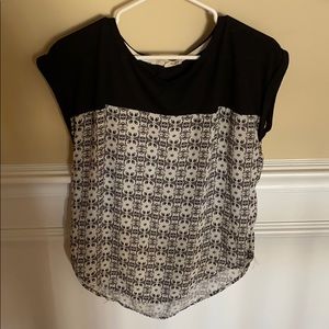 Rewind black and white top